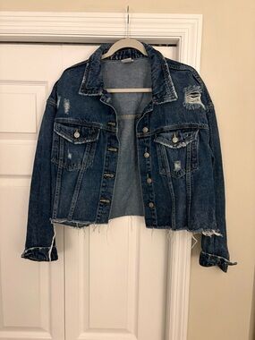 No Boundaries Dark Blue Distressed Cropped Denim Jacket